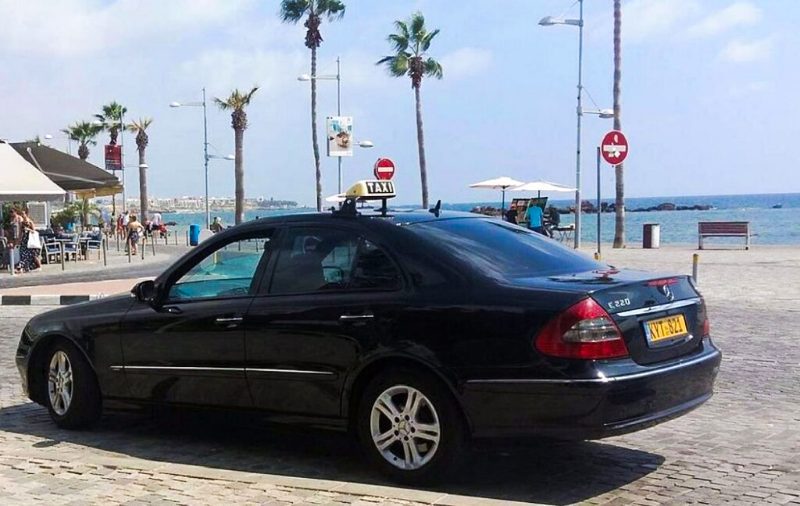 cypr komunikacja taxi taksówki na cyprze